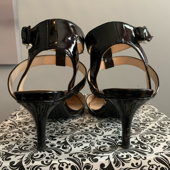 Nine West patent Leather strappy sandal - Picture 5 of 6